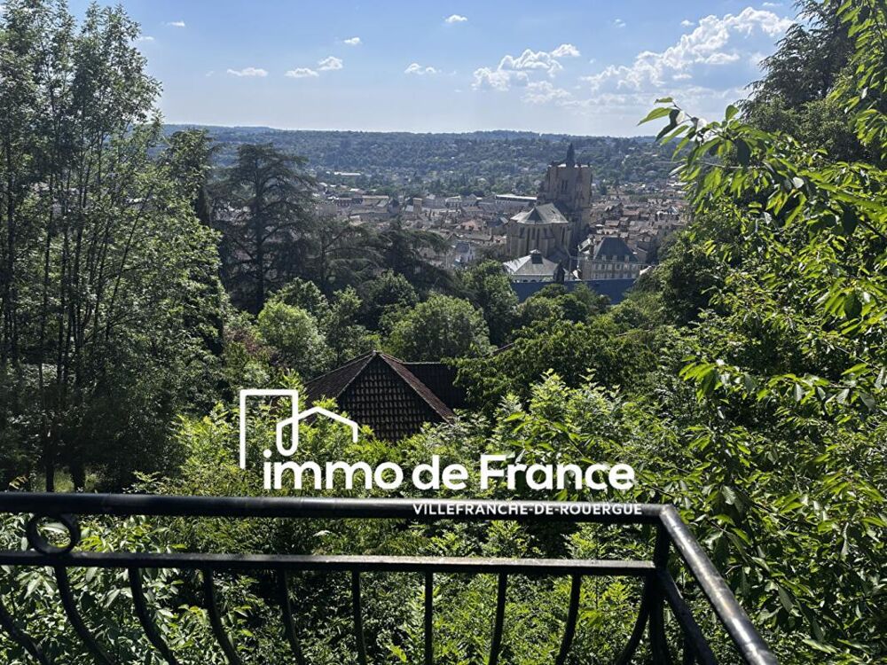 Vente Immeuble Maison comprenant 3 appartements loués : 1 T2, 2 T3 / T4, 3 garages et 3 parkings Villefranche de rouergue