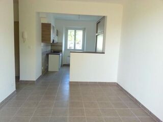  Appartement à louer 2 pièces 40 m²