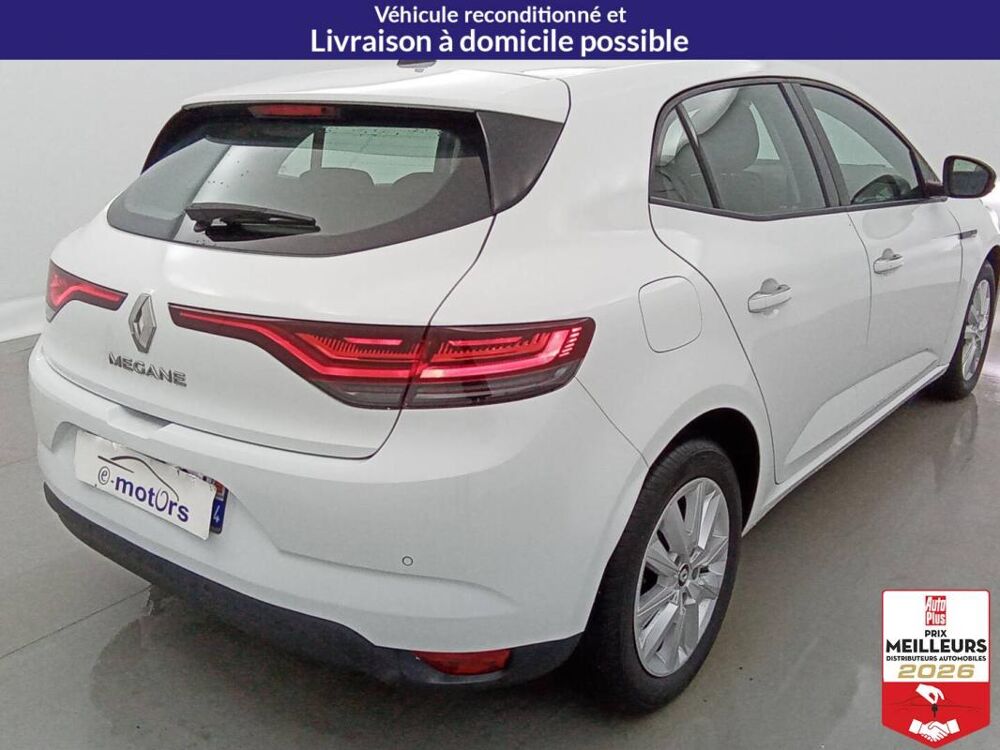M&eacute;gane IV Berline TCe 115 Zen +GPS +PDC AV 2022 occasion 10150 Lavau