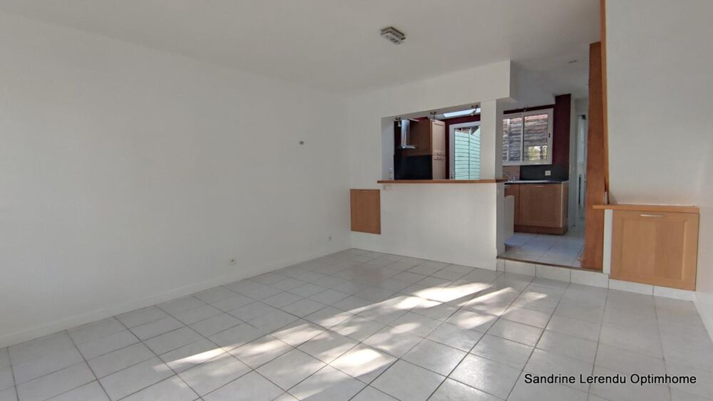 Vente Maison DARNÉTAL – MAISON DE VILLE RESTAURÉE AVEC COUR – PROCHE ROUEN ET CHU Darnetal