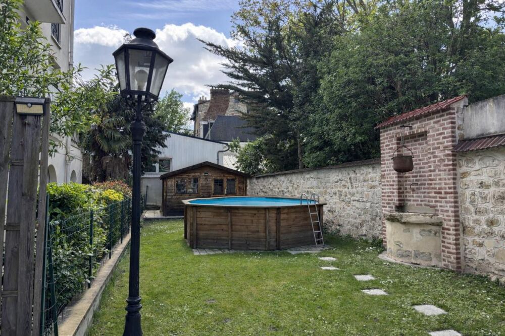 Rez-de-jardin avec jardin privatif -Esprit maison -La Garenne-Colombes
