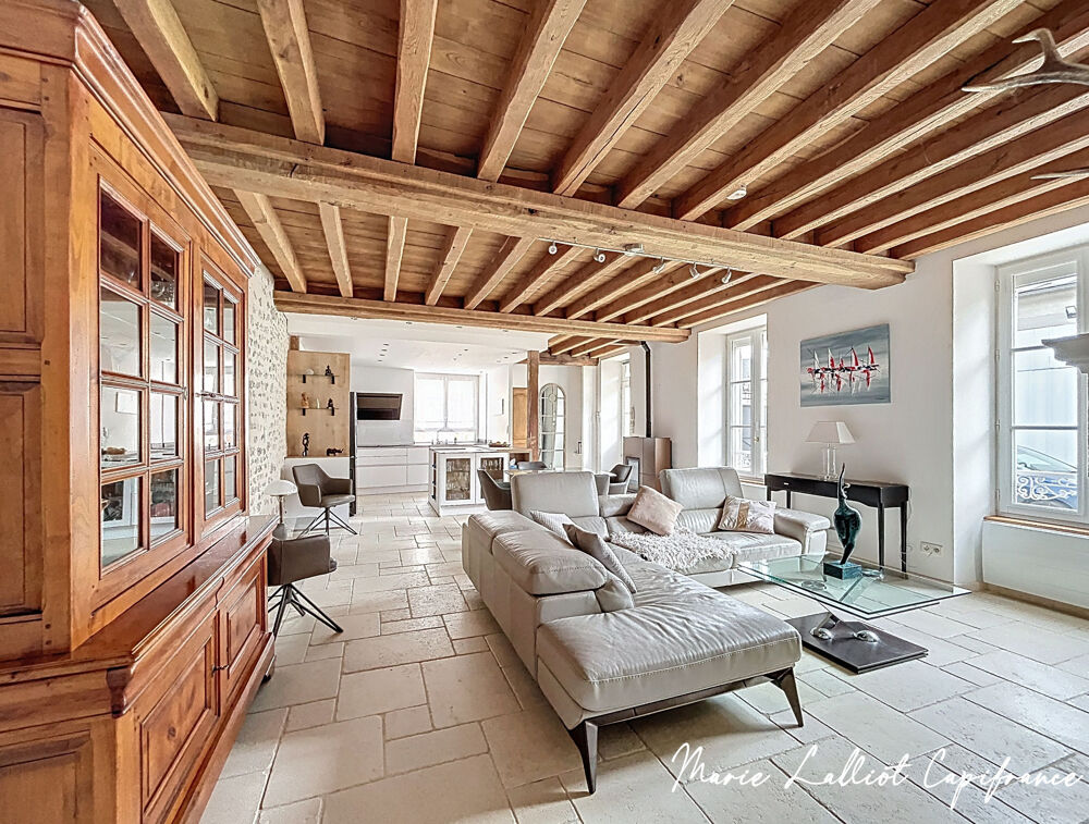 Maison à vendre 8 pièces ESCRENNES (45), 250m², 2 Granges, 4 chambres et +