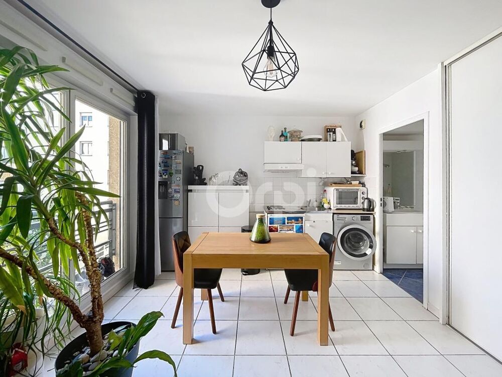 Idéal investisseur studio avec garage