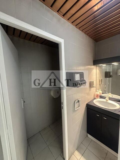   BUREAUX 150M² RIS-ORANGIS 