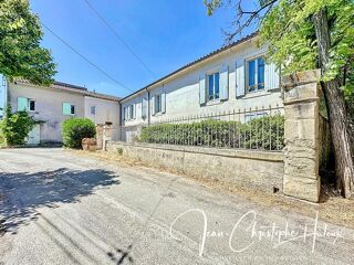  Maison  vendre 15 + pices 418 m