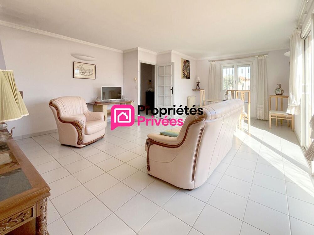 Villa 4 faces Le Soler