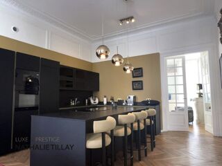  Appartement à vendre 5 pièces 175 m²