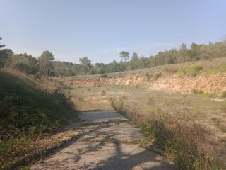  Terrain � vendre 13230 m�