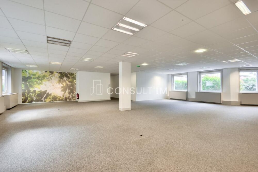   Lumineux, jardin, parking Suresnes
