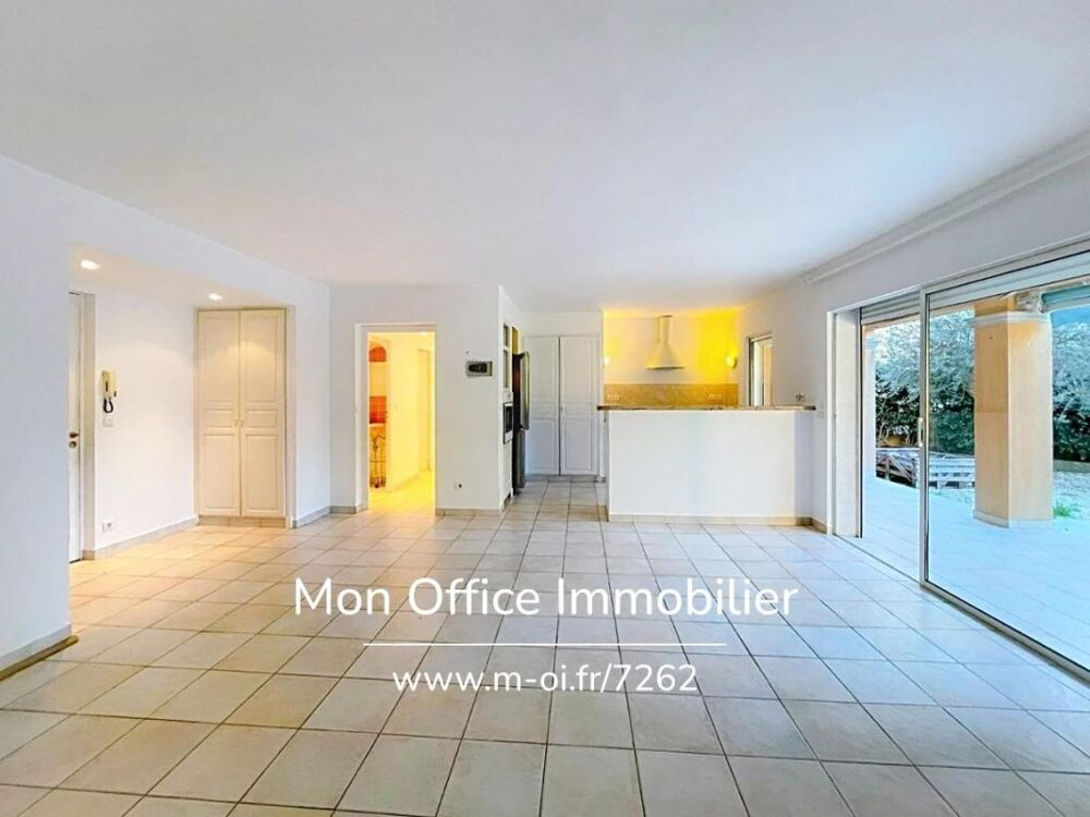 Vente Appartement Référence : 7262-LES - APPARTEMENT T3 AVEC GARAGE ET GRAND JARDIN AU CENTRE DU VILLAGE DE COGOLIN Cogolin
