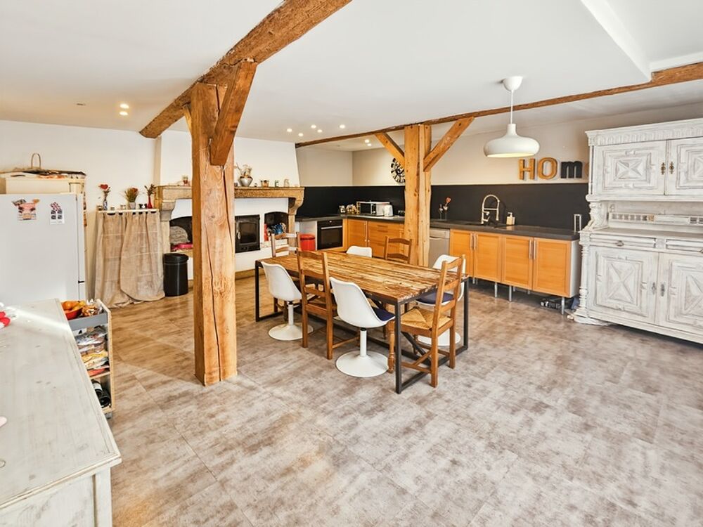 Vente Maison AGREABLE MAISON DE CARACTERE +TERRASSE + GARAGE Vertaizon