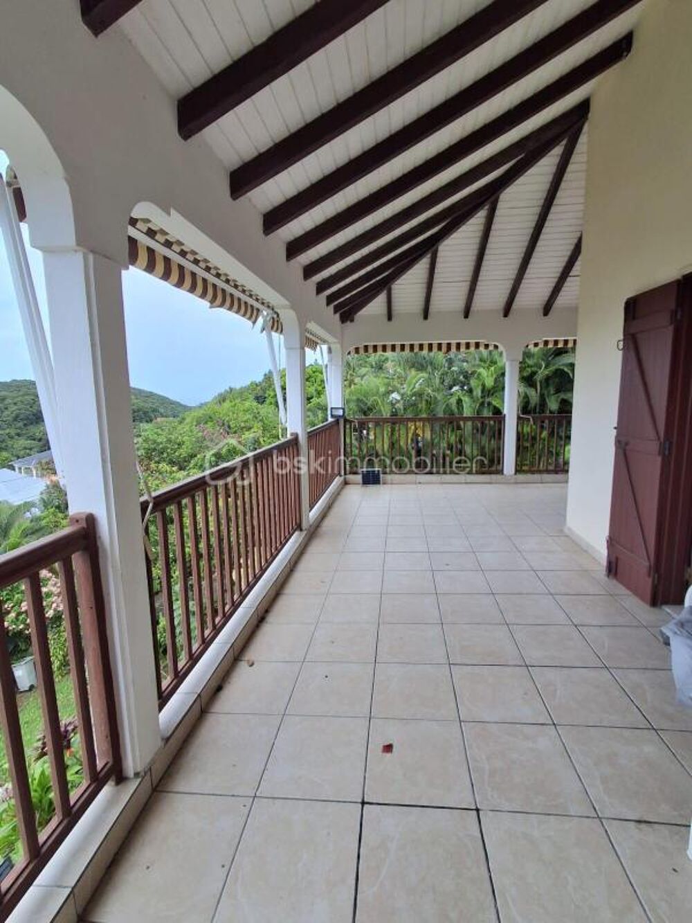 à vendre  Propriété/château Deshaies (97126)