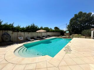  Immeuble � vendre 5 pi�ces 593 m�