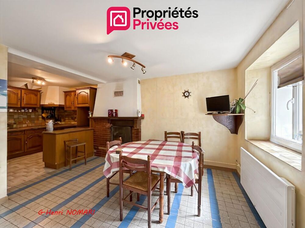 Maison de 101 m2 en Centre ville de Candé - 6 pièce(s) - 3 Chambres