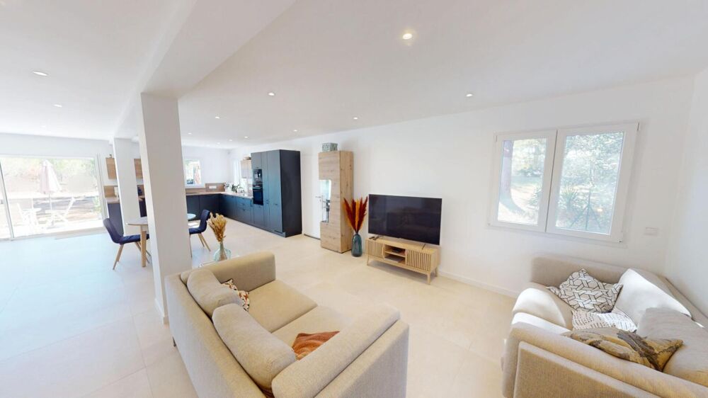 Vidauban, villa contemporaine RE2020 , 5 chambres, à voir rapidement!