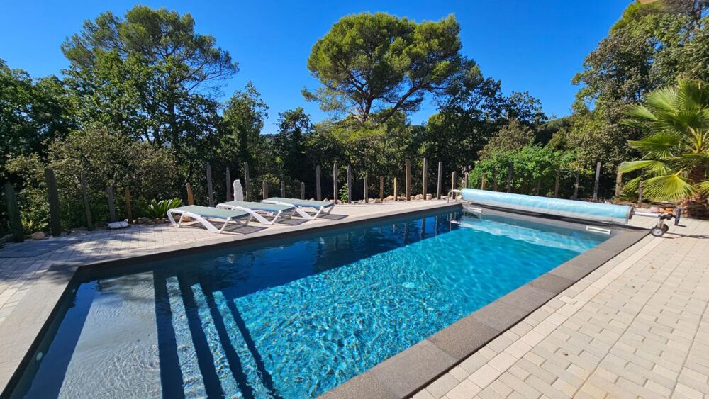 Vente Villa Magnifique villa d'architecte lumineuse et originale Figanieres