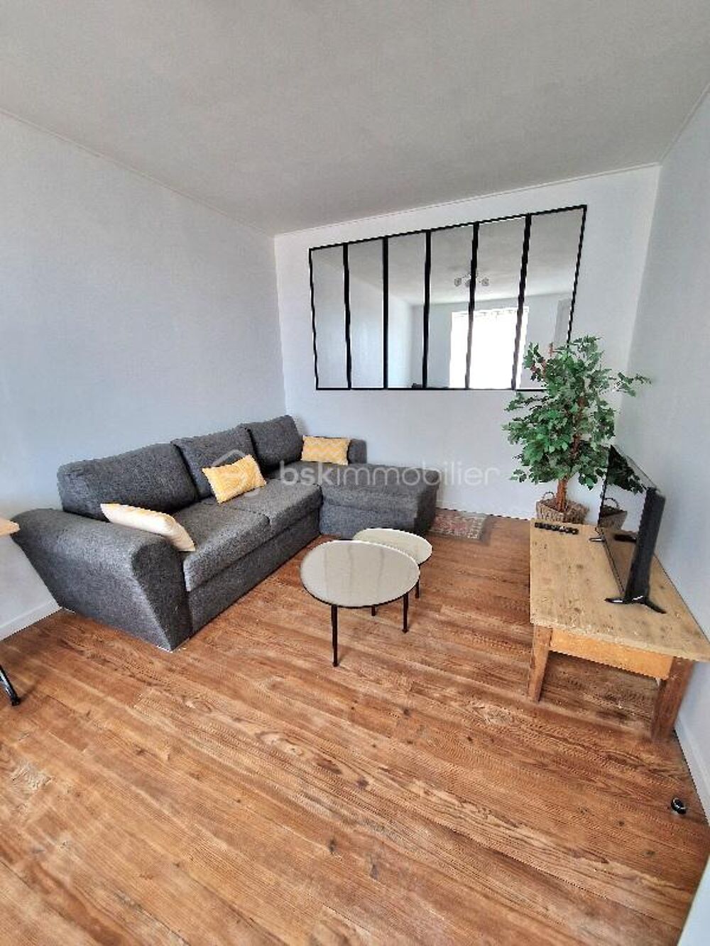 Vente Maison Longère charentaise pleine de charme avec chai et terrasse – Floirac (17) Floirac