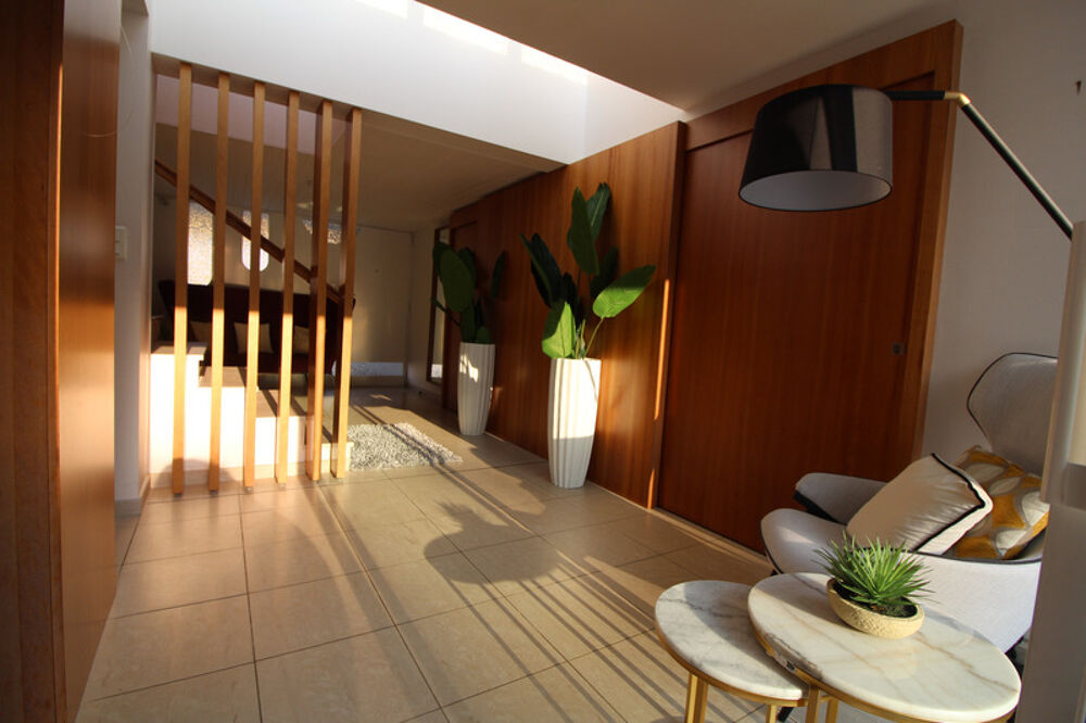 Location Maison LA ROCHE SUR YON  centre ville, Maison de 261m² en COLOCATION pour 6 personnes avec des Baux individuels de 10 mois renouvelable La roche sur yon