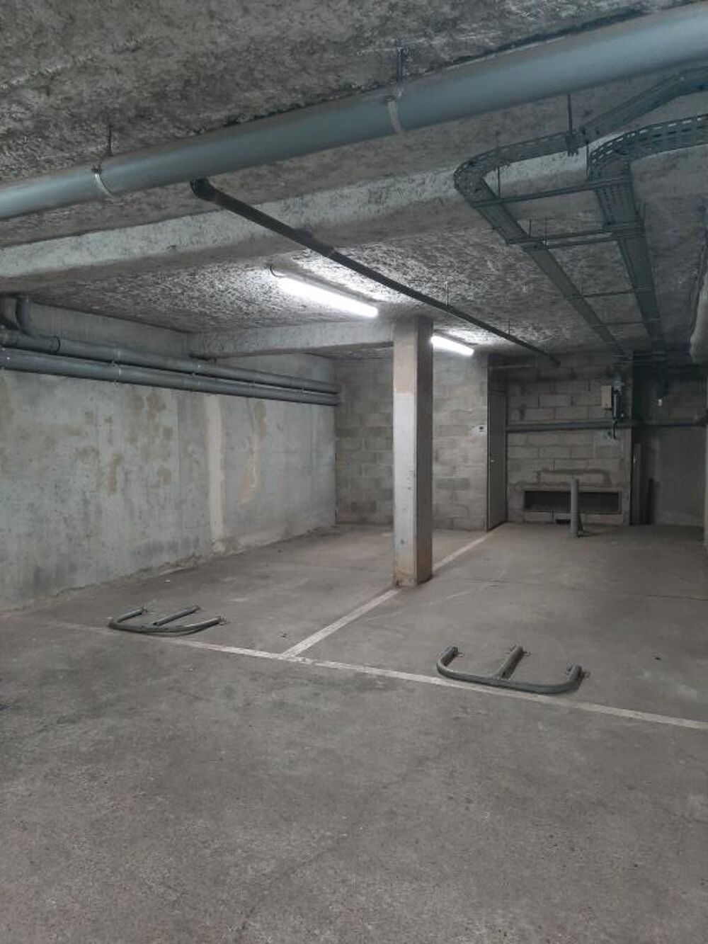 Location Parking/Garage CASE DE PARKING NON PROTE LYON 03 Lyon 3