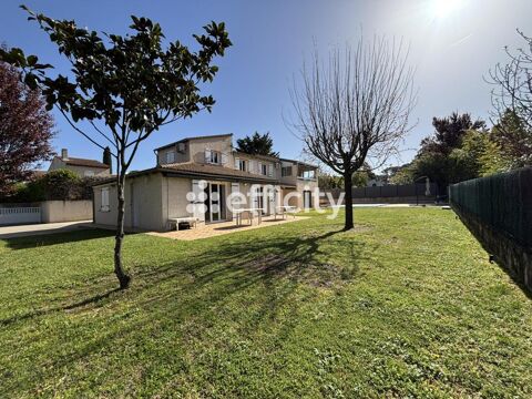   Villa Villa - 8 pi�ce(s) - 208 m�