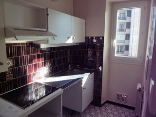  Appartement à louer 4 pièces 75 m² Rodez