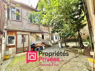  Immeuble à vendre 15 + pièces 450 m²
