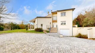  Villa � vendre 6 pi�ces 230 m�