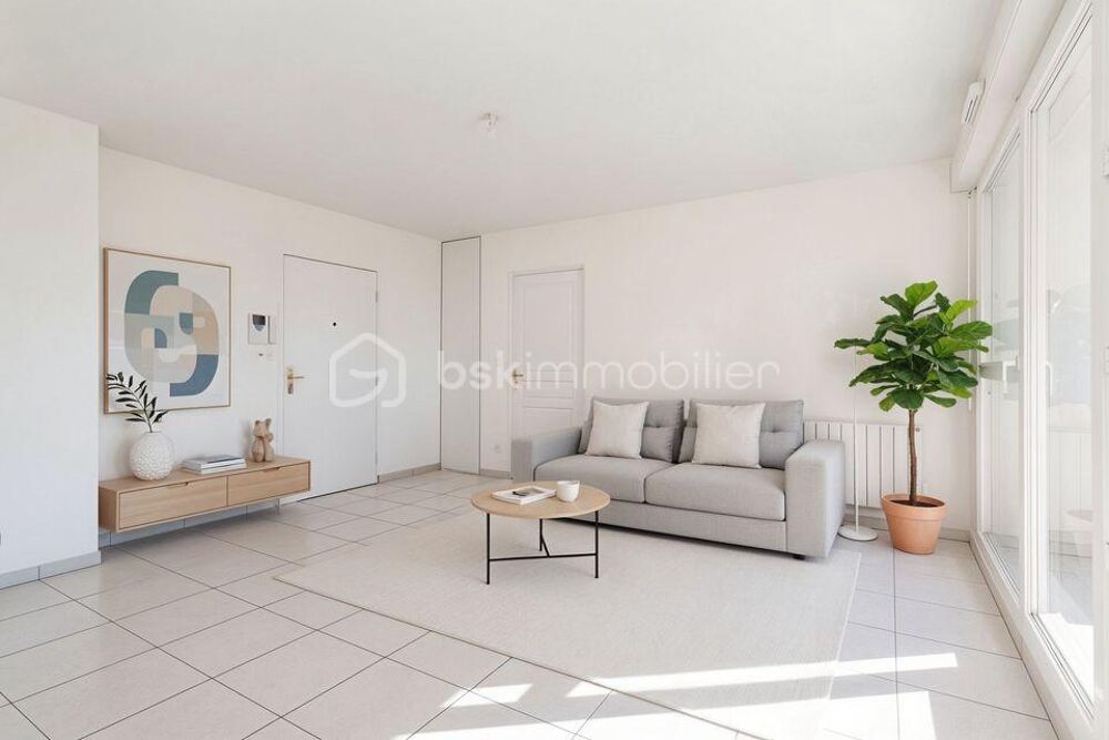 Vente Appartement APPARTEMENT T3 – CENTRE-VILLE – TRAM T10 Venissieux