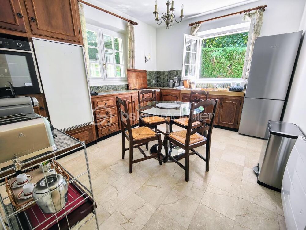 Vente Maison Maison d'exception dans un parc boisé privé avec tennis Jouars pontchartrain