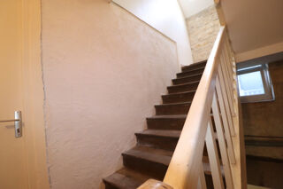  Immeuble à vendre 6 pièces 230 m²