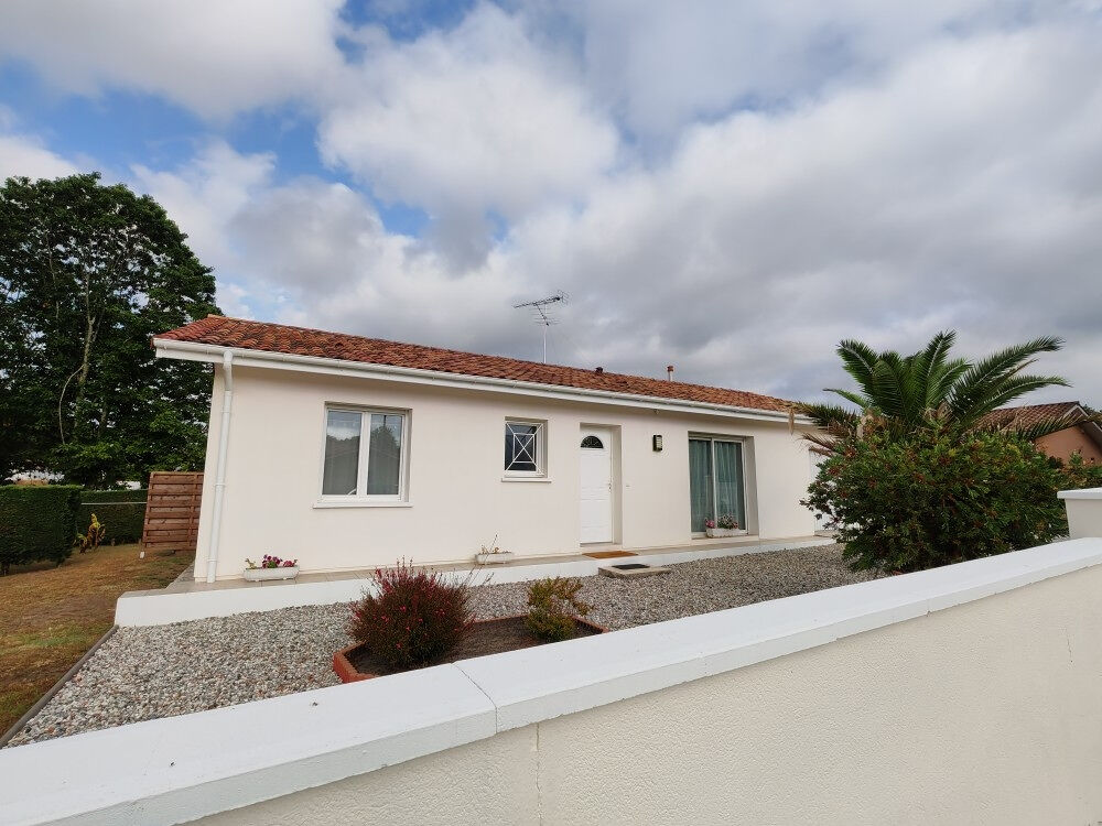 MAISON 113 M2 UTILE + ABRI VOITURE 38M2 + GARAGE 15M2