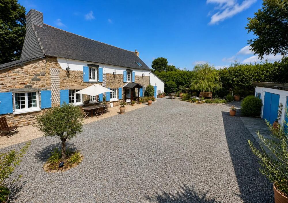 Vente Maison Maison 7 pièces – 235 m² – Saint-Jacut-du-Mené – 337 000 € Le mene