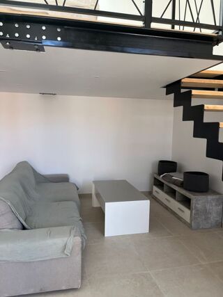  Appartement à louer 1 pièce 45 m²