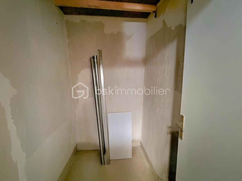 **EXCLUSIF** STUDIO + CAVE + CASIER A SKIS