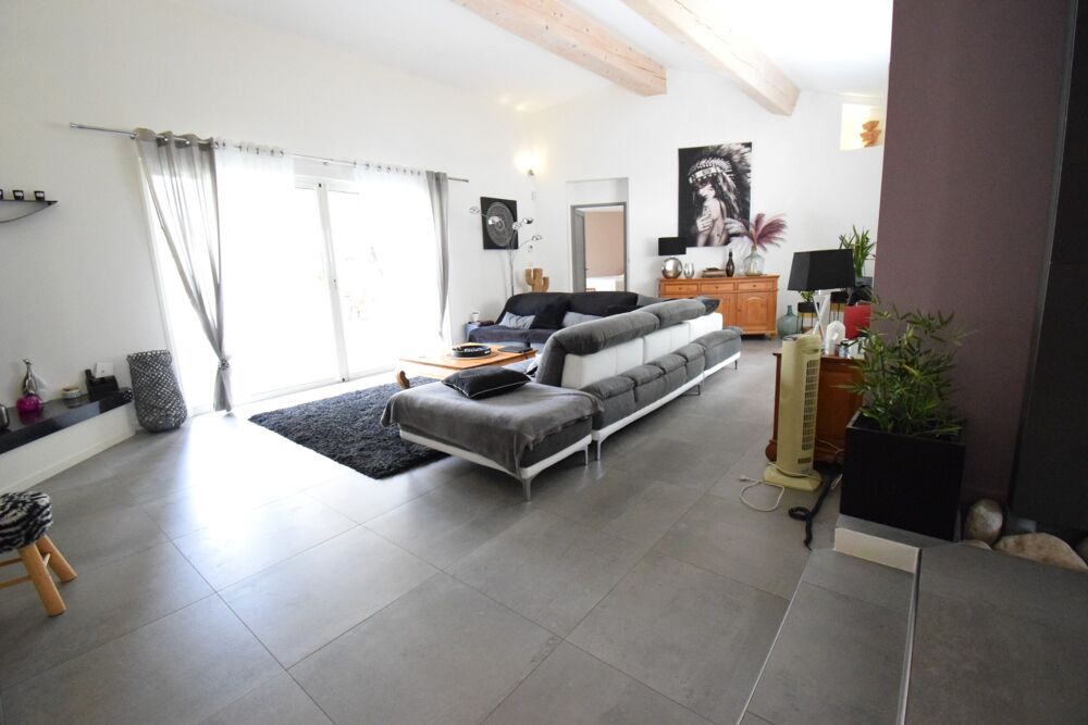 à vendre  Propriété/château Draguignan (83300)