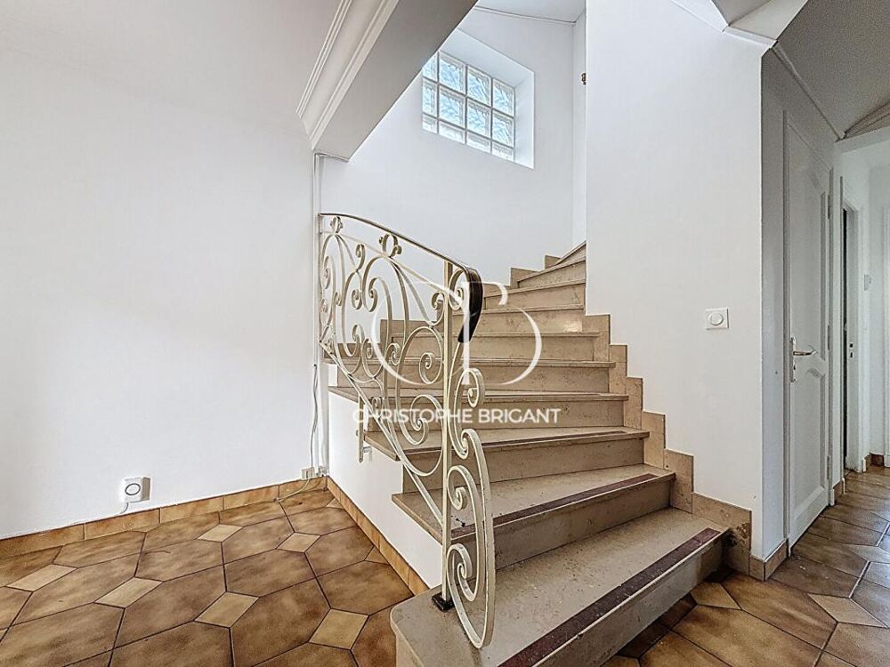 Vente Maison Maison Villejuif 10 pièce(s) 240 m2 Villejuif