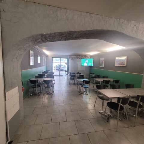 ALES (30) Vente Local commercial 100M&sup2; environ coeur de ville et proche lyc&eacute;e 108000 30100 Ales