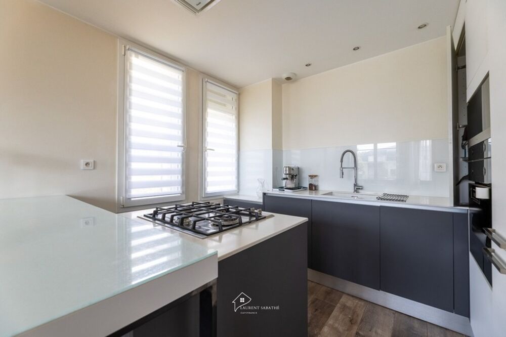 PAU (64) secteur Trespoey / Parc Beaumont - À VENDRE - Appartement T4 entièrement rénové avec garage