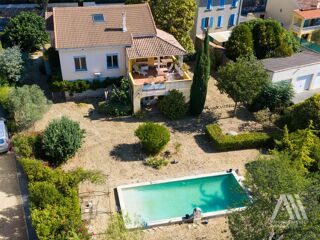  Villa à vendre 6 pièces 164 m²