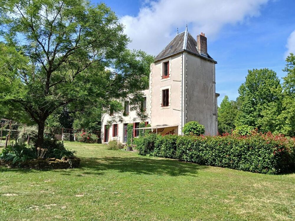 Maison de maître La Coquille 13 pièce(s) 400 m2