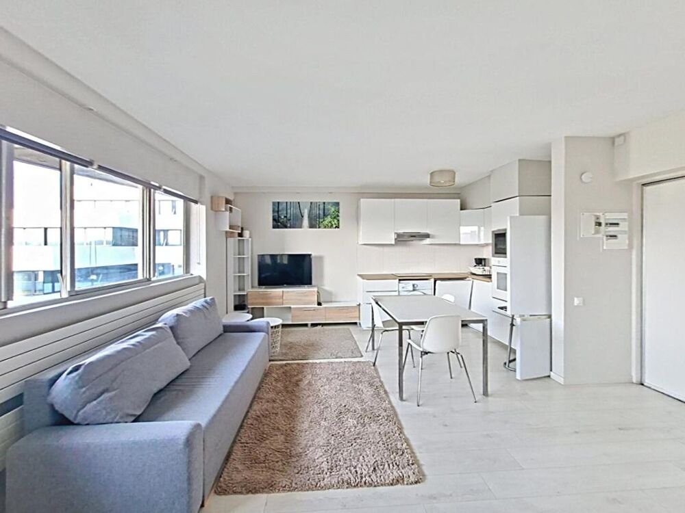 Vente Appartement Vue Seine, BIR HAKEIM T1 + cave Paris 15