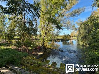  Moulin � vendre 400 m� Mehun sur yevre