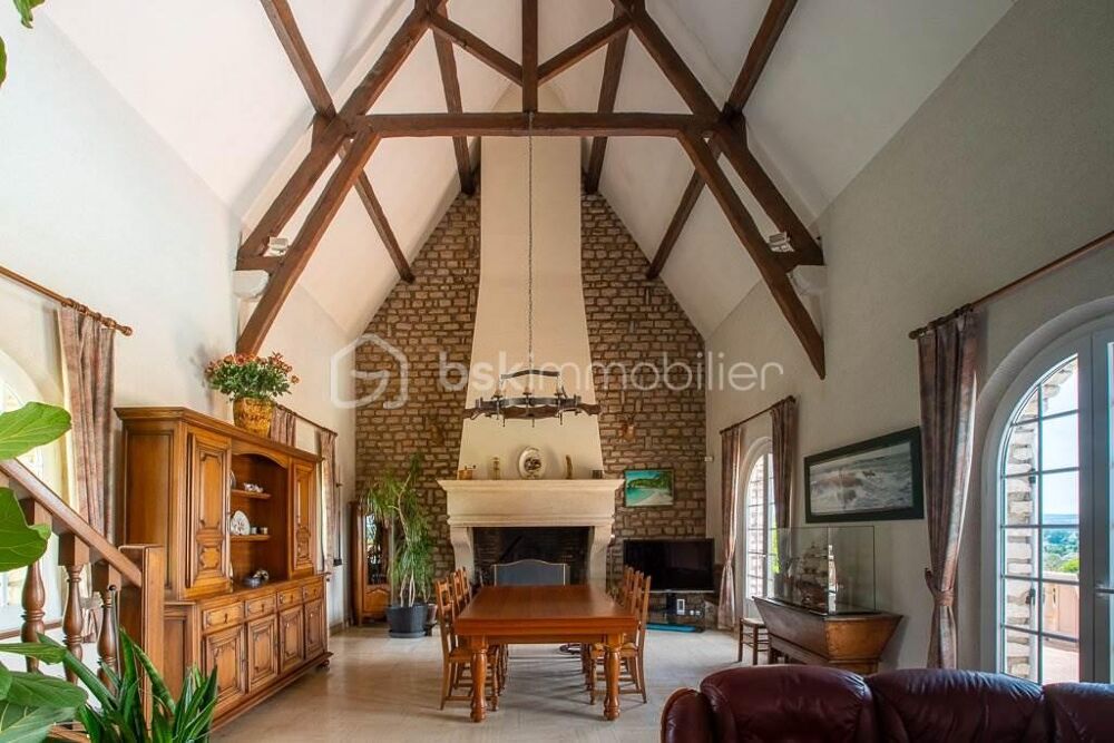  vendre  Proprit/chteau Le Mont-Saint-Adrien (60650)