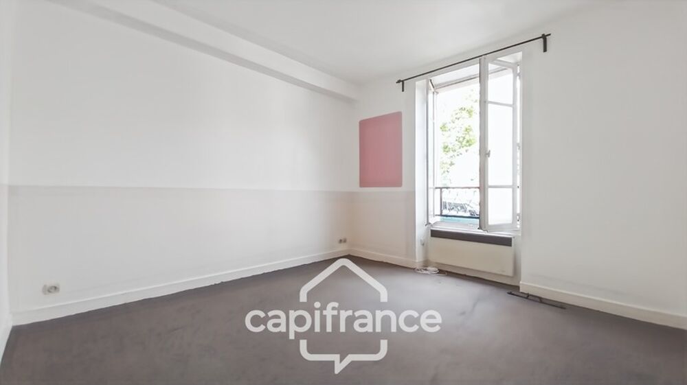 Quartier Mairie - A 3 mn à pied métro Mairie de Montreuil (L9)-A vendre Appartement T1-Traversant -Bien agencé- Calme