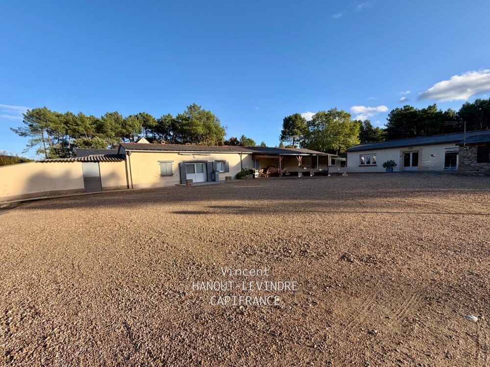 à vendre  Maison Villevêque (49140)