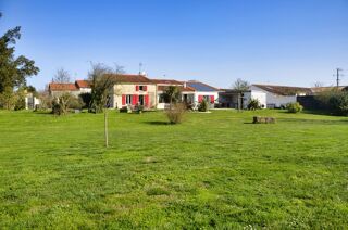  Maison à vendre 8 pièces 236 m²