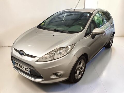 Annonce voiture Ford Fiesta 2000 €