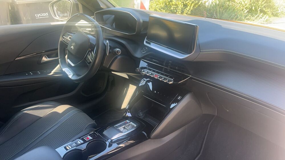 208 II 1.2 PureTech 130 EAT8 GT - Automatique 2023 occasion 17200 Royan