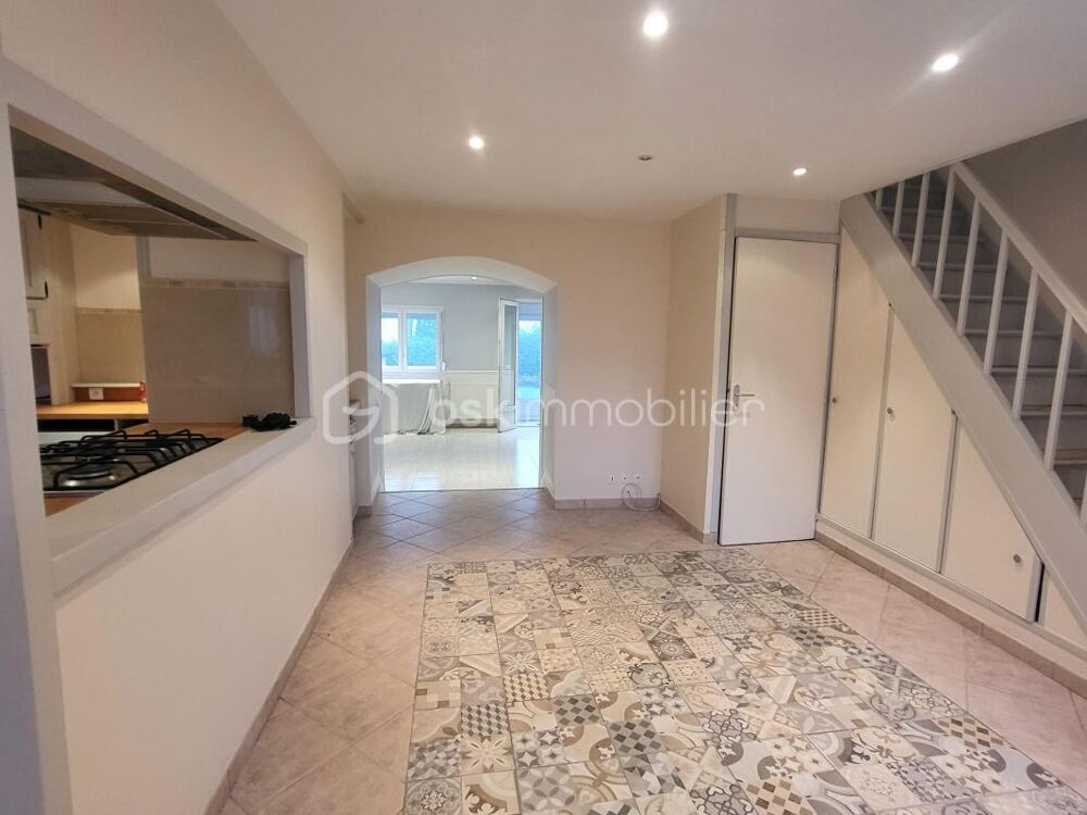 Vente Maison PROCHE VILLEDIEU-LES-POÊLES & A84 – MAISON DE STANDING AVEC PISCINE Villedieu les poeles