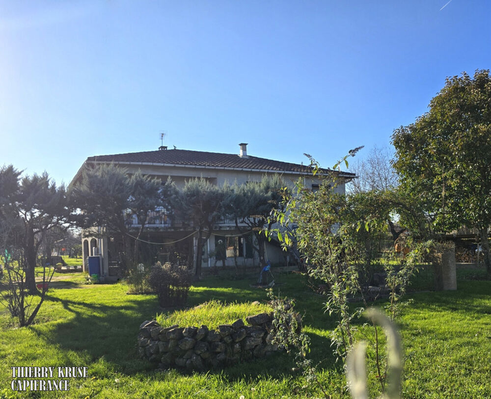 Maison familiale de 109 m² sur grand terrain arboré. Sous-sol complet. Quartier calme à Montauban
